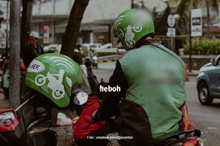 Tak Terima Ditegur saat Antre di SPBU, Dua Pria Hajar Pengemudi Ojol di Semarang