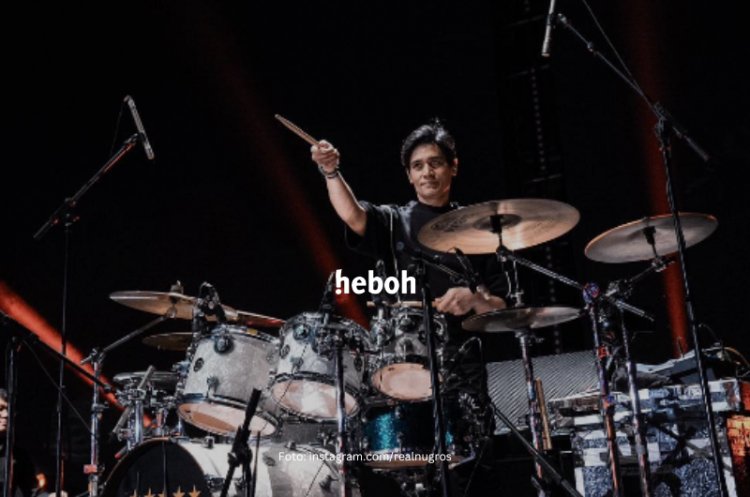 Disebut Sebagai Drummer Terganteng Seantariksa, Tyo Nugros Buat Penonton Histeris di Konser Dewa 19