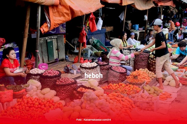 Sejumlah Pasar Di DKI Jakarta Dibatasi Karena Pedagang Positif Covid-19