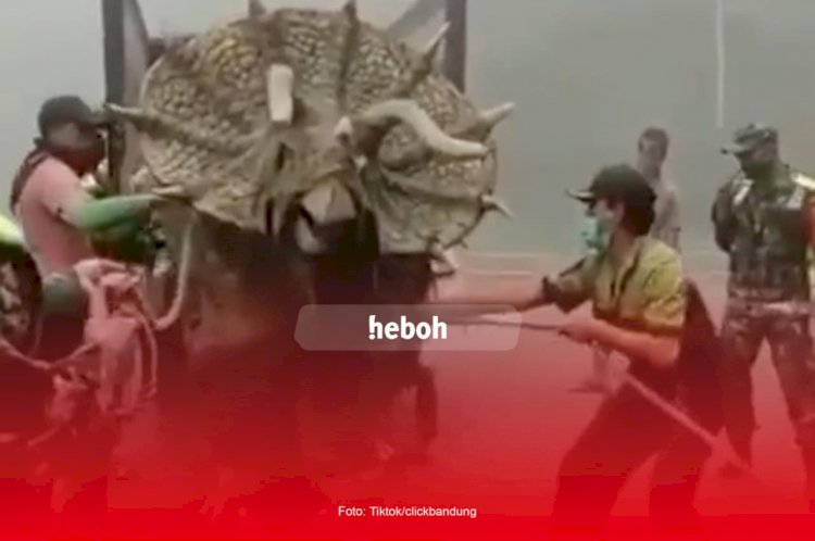 Viral Video Dinosaurus di Magetan. Seperti Apa Faktanya?